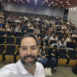 ד"ר עומר קינן. "הדיכאון ותחושת חוסר הערך הם תוצר של השוואה חברתית"