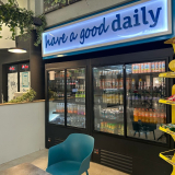 קפיטריית Daily שבבניין 8. צילום: קרולינה ניסימוב