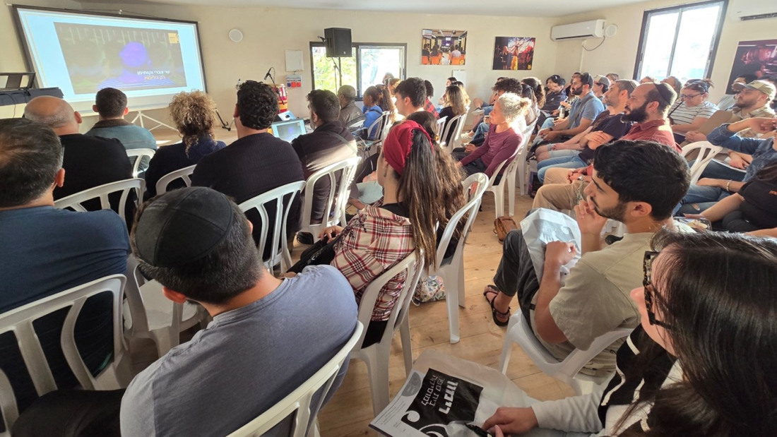 הרצאה ביום הפתוח. צילום: אוליבר גריפין