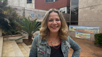 "אני רוצה לתת כמה שיותר מהידע ומהניסיון שלי, ולראות את ההתקדמות שלכם כעיתונאים וכאנשים". מיקי חיימוביץ'. צילום: נדב גאלי